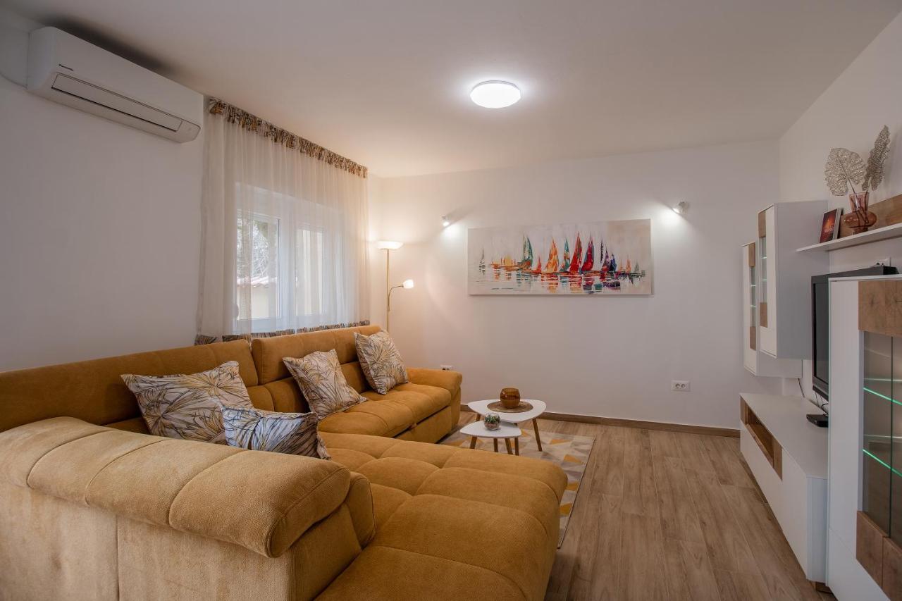 Apartment Matija Задар Екстериор снимка