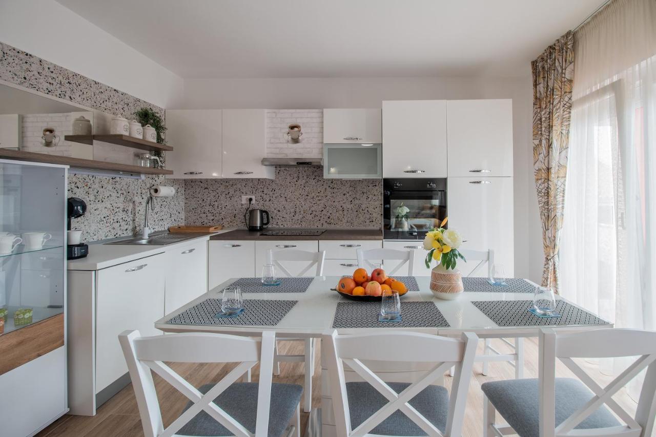 Apartment Matija Задар Екстериор снимка