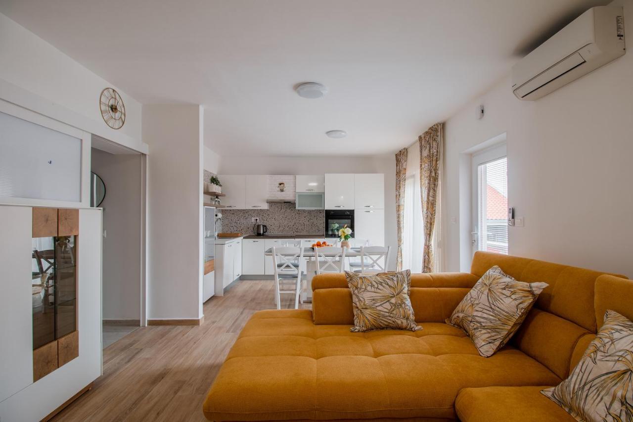 Apartment Matija Задар Екстериор снимка